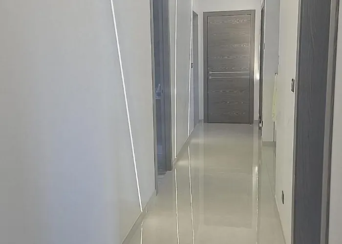 Villa De Luxe A 5 Minutes Du Centre De Piscine Chauffee Nîmes